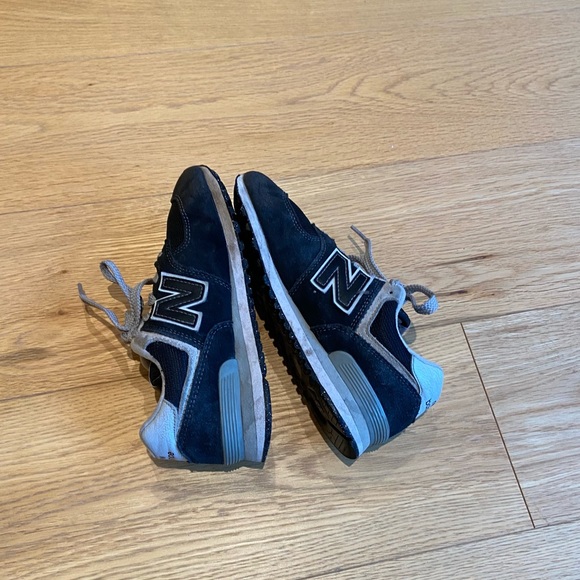 Kids New Balance 574 Classics size 2 - Picture 3 of 6